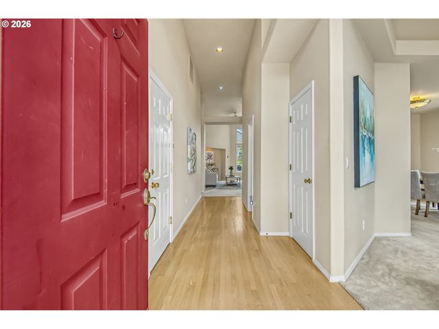 8891 Sw IOWA Dr, Tualatin, OR 97062