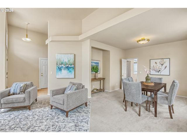 8891 Sw IOWA Dr, Tualatin, OR 97062