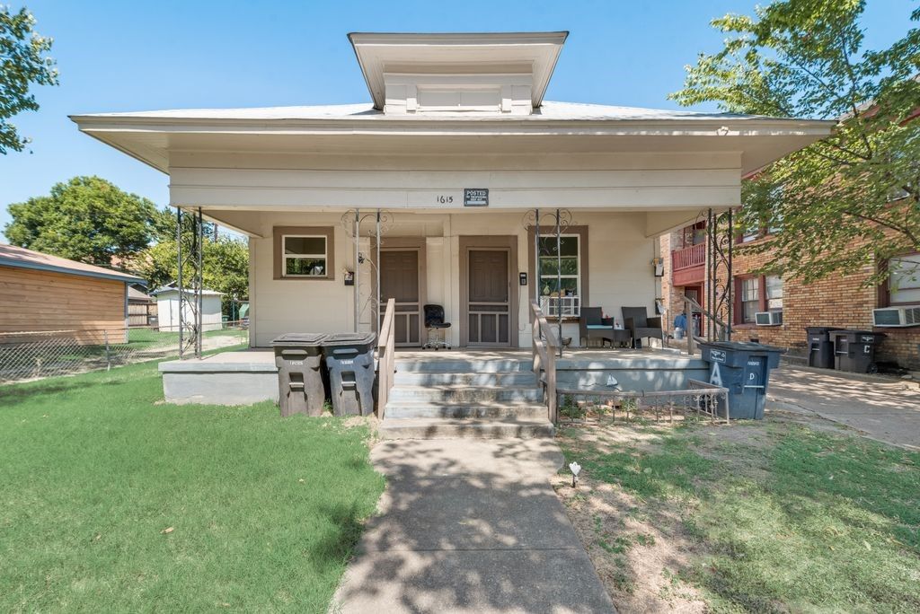 1615 Alston Avenue B, Fort Worth, TX 76104