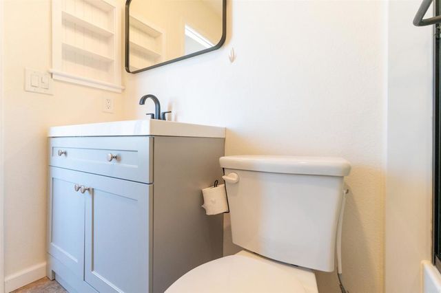 3030 Suncrest Dr. 605, San Diego, CA 92116