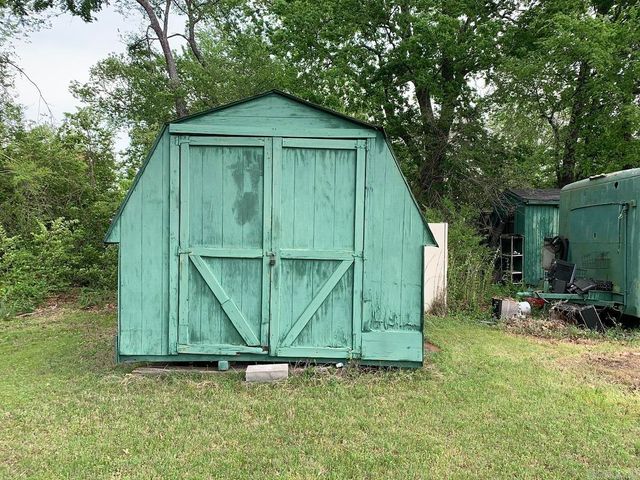 1311 E 16th Street, Russellville, AR 72802