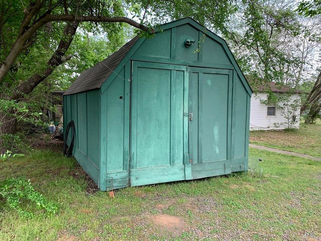 1311 E 16th Street, Russellville, AR 72802