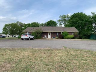 1311 E 16th Street, Russellville, AR 72802