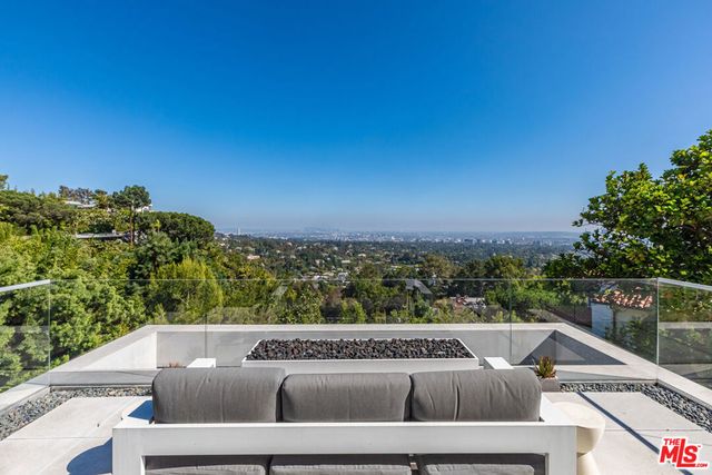 1288 Angelo Drive, Beverly Hills, CA 90210