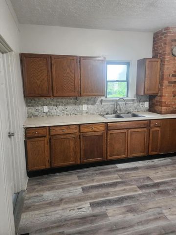 105 Fleek Avenue, Newark, OH 43055