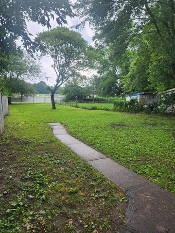 105 Fleek Avenue, Newark, OH 43055