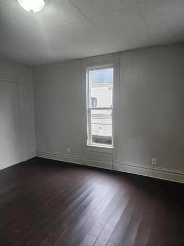 105 Fleek Avenue, Newark, OH 43055