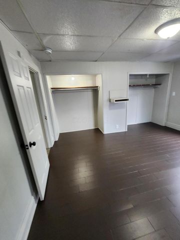 105 Fleek Avenue, Newark, OH 43055