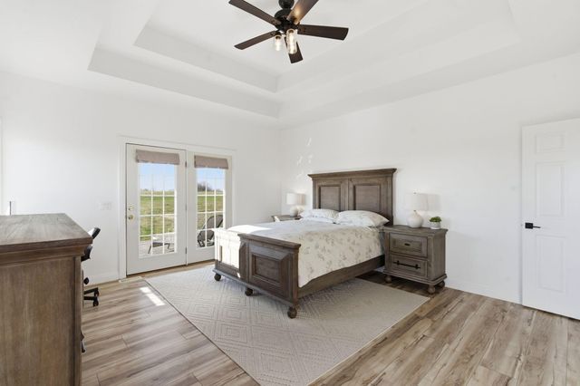 5267 W Nokes Lane, Brookline, MO 65619