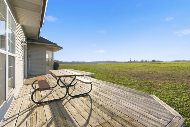 5267 W Nokes Lane, Brookline, MO 65619