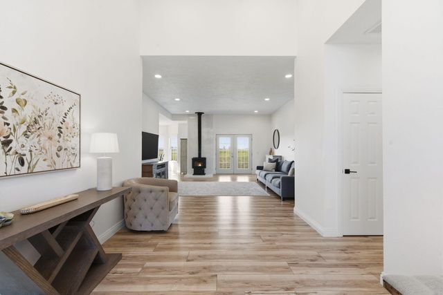 5267 W Nokes Lane, Brookline, MO 65619