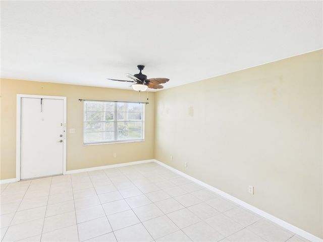 89 Crooked Tree Lane 105, Vero Beach, FL 32962