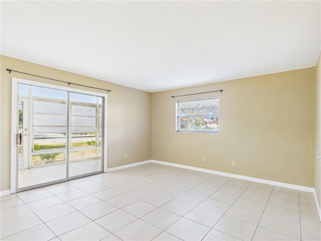 89 Crooked Tree Lane 105, Vero Beach, FL 32962