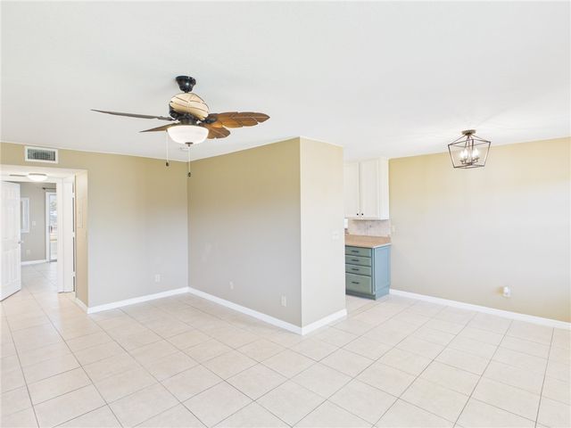 89 Crooked Tree Lane 105, Vero Beach, FL 32962