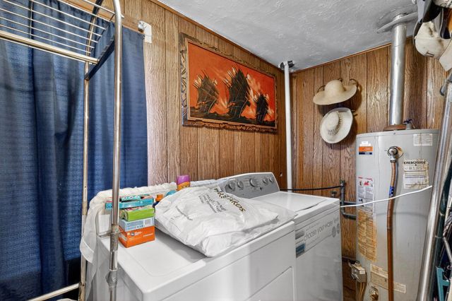 3733 Arno Street NE, Albuquerque, NM 87107