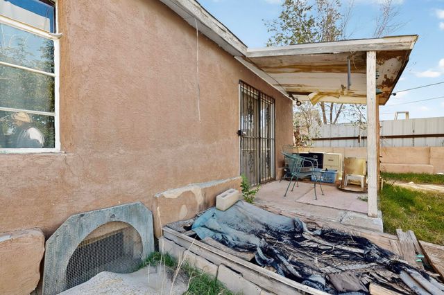 3733 Arno Street NE, Albuquerque, NM 87107