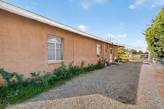 3733 Arno Street NE, Albuquerque, NM 87107