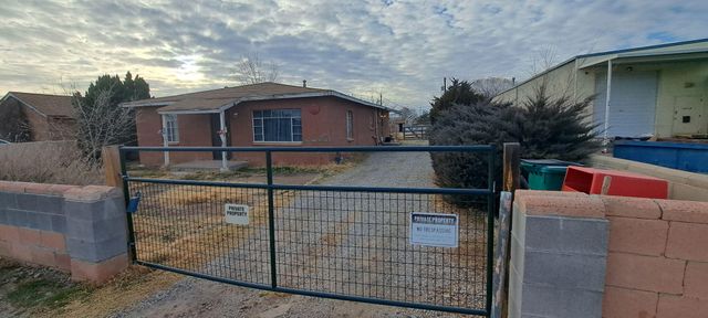 3733 Arno Street NE, Albuquerque, NM 87107
