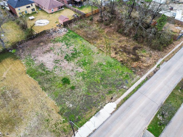 8226 Tidwell Road, Houston, TX 77028