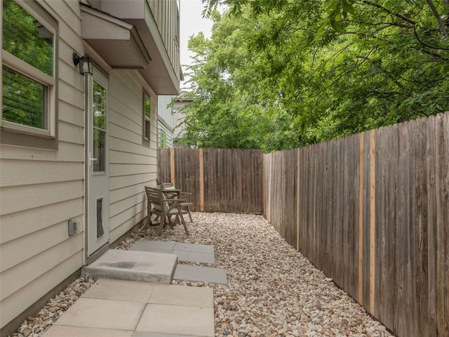 808 Totis RD, Austin, TX 78748