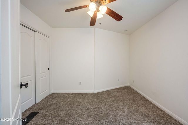 701 Indian Hollow 7, Las Cruces, NM 88011