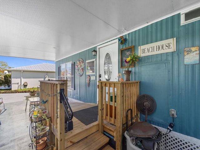 8 Santa Fe Lane, Port St. Lucie, Port St Lucie, FL 34952