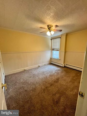 638 ROXBOROUGH AVE, Philadelphia, PA 19128