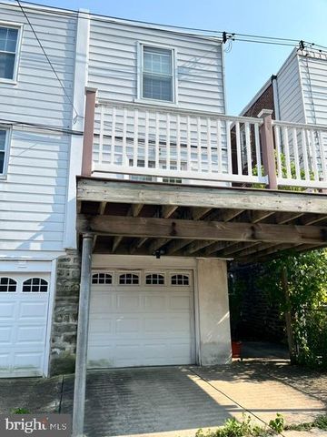 638 ROXBOROUGH AVE, Philadelphia, PA 19128
