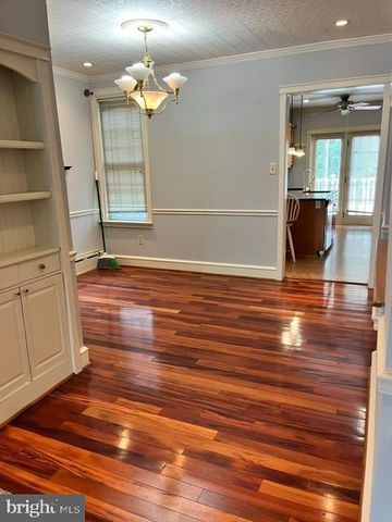 638 ROXBOROUGH AVE, Philadelphia, PA 19128