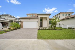 13917 Viviant Drive, Palm Beach Gardens, FL 33412