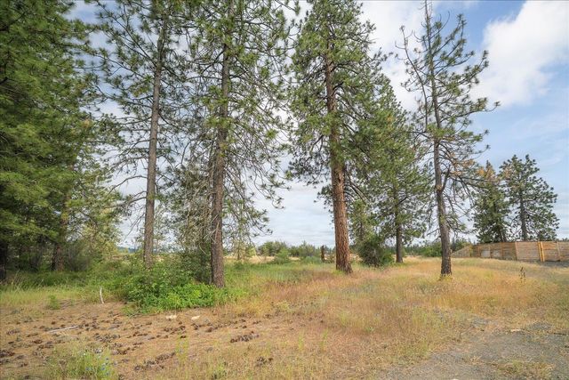 3819 W Cliffside Ln, Spokane, WA 99224