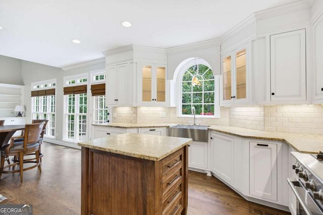 5185 Catalpa Knoll, Acworth, GA 30101