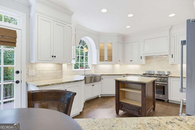 5185 Catalpa Knoll, Acworth, GA 30101