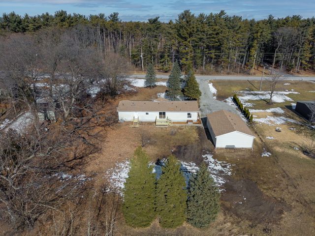 1677 W 900 N, Wheatfield, IN 46392