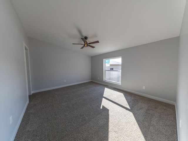 1677 W 900 N, Wheatfield, IN 46392