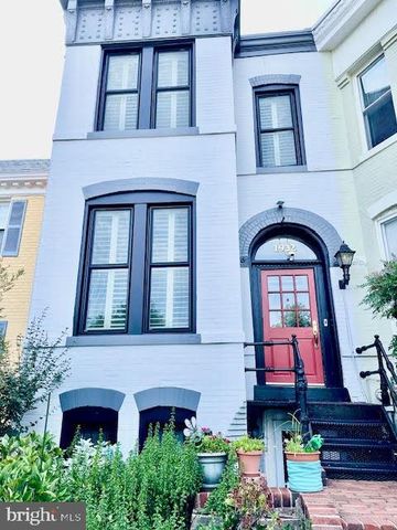 1932 35TH ST NW, Washington, DC 20007