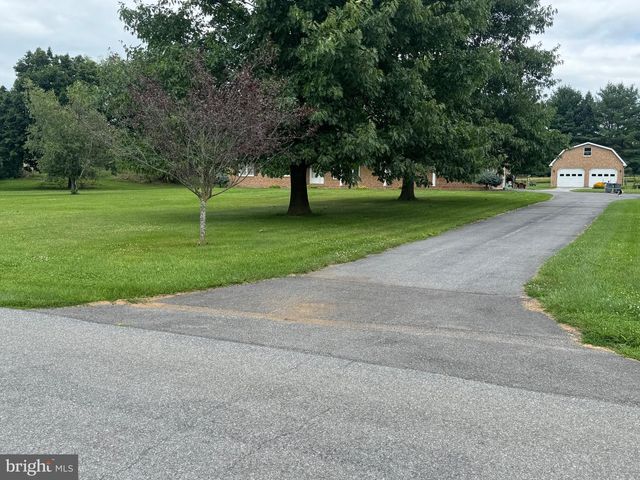 20712 TROVINGER MILL RD RD, Hagerstown, MD 21742