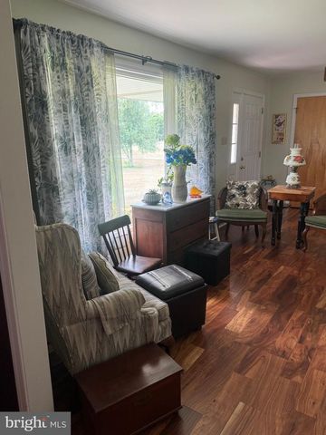 20712 TROVINGER MILL RD RD, Hagerstown, MD 21742