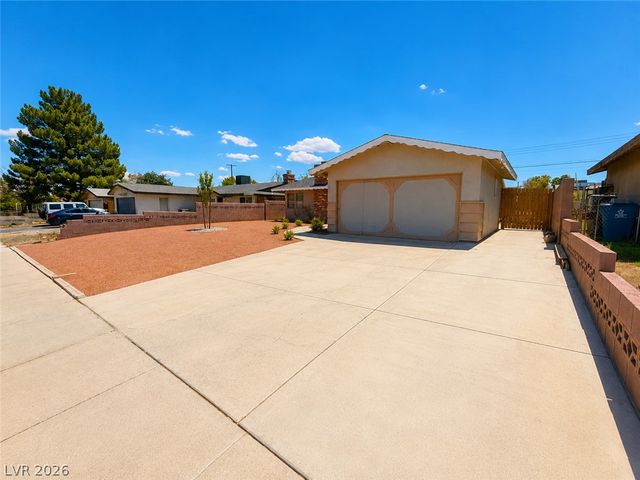 3909 West Oakey Boulevard, Las Vegas, NV 89102