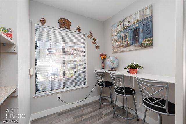 105 North Cimarron Road, Las Vegas, NV 89145