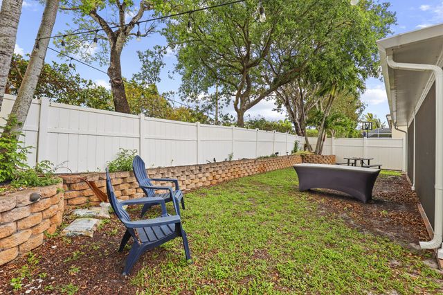 1419 SW 45th Way, Deerfield Beach, FL 33442