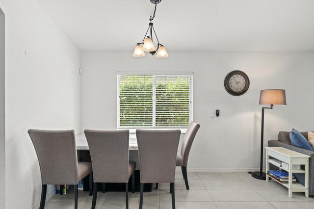 1419 SW 45th Way, Deerfield Beach, FL 33442