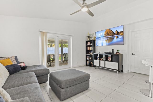 1419 SW 45th Way, Deerfield Beach, FL 33442