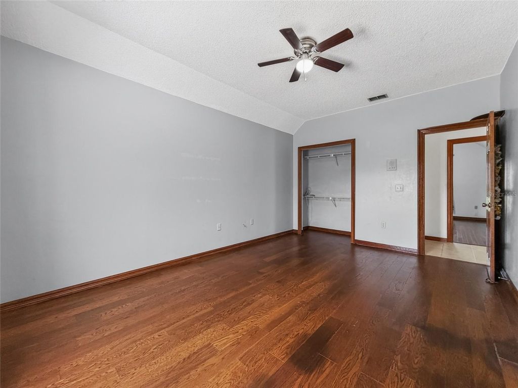 Image 23 of property listing at 9731 SIBLEY CIRCLE, Orlando, FL 32836