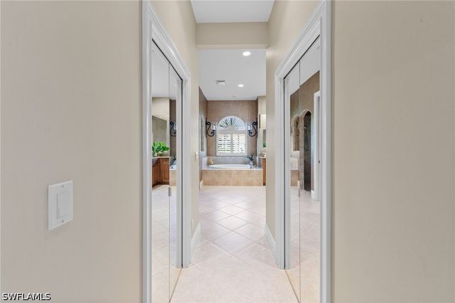 20301 Leopard LN, Estero, FL 33928