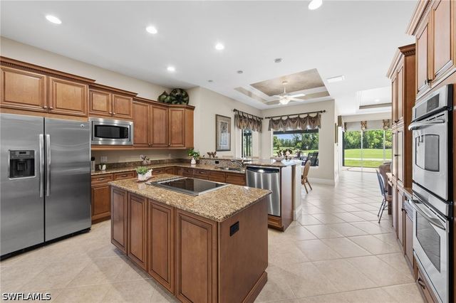 20301 Leopard LN, Estero, FL 33928