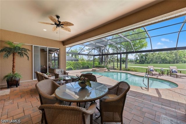 20301 Leopard LN, Estero, FL 33928