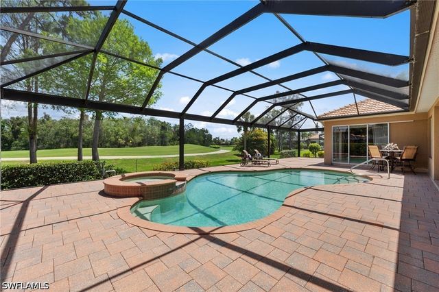 20301 Leopard LN, Estero, FL 33928