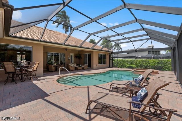 20301 Leopard LN, Estero, FL 33928