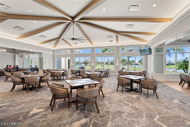 20301 Leopard LN, Estero, FL 33928